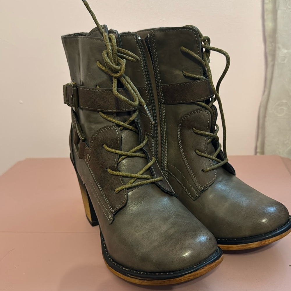 Pierre Dumas Brown Lace Up Boots with Chunky Heel